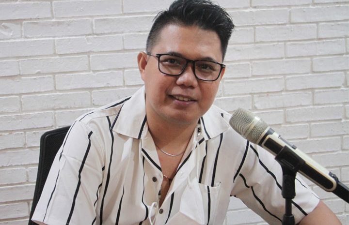 Andrigo Phoner Radio di Wilayah Semenanjung Tanah Air Basisnya Genre Pop Melayu