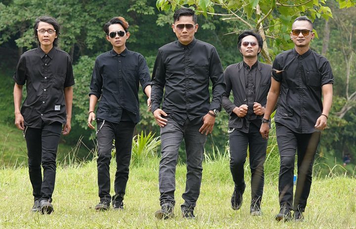 Single “SID” Top Request, Nantikan Band Nirwana Visit Radio di Sukabumi