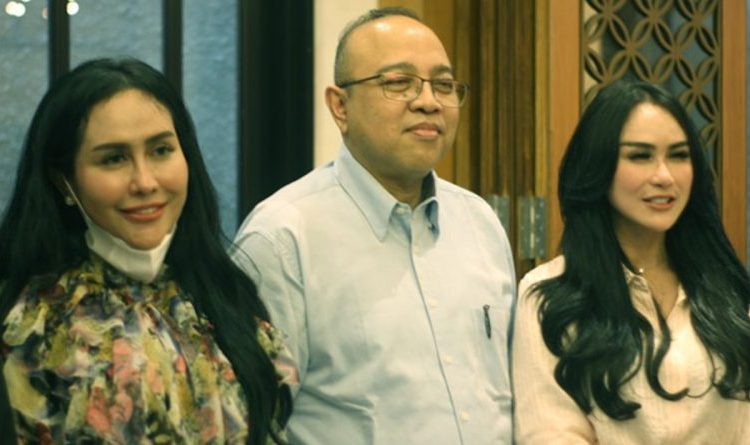  Dialog ‘Pekan Panutan Pajak’ Yoyok Satiotomo bersama Para Artis Cantik